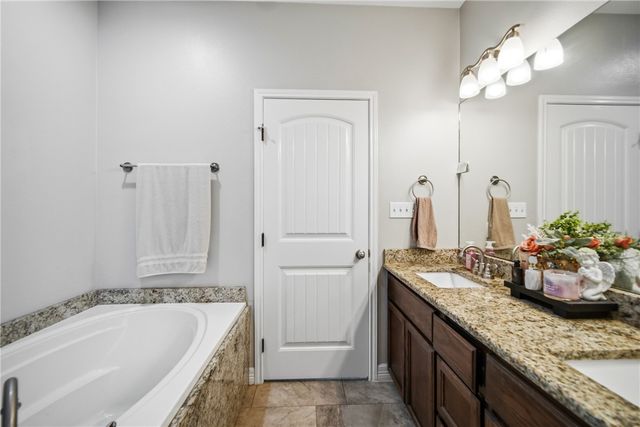 3845 Pennine Way, Corpus Christi, TX 78414