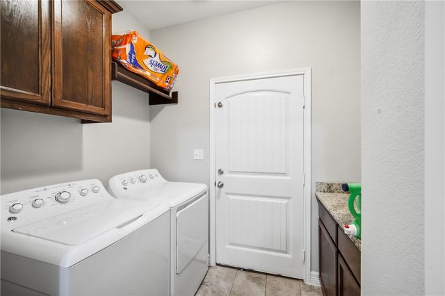 3845 Pennine Way, Corpus Christi, TX 78414