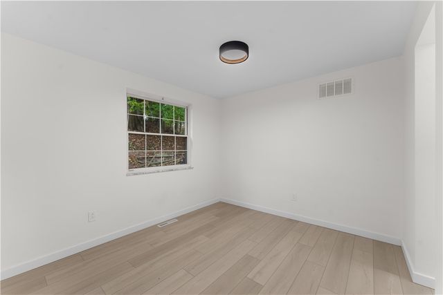 1010 1st St, Penn Twp, PA 15085