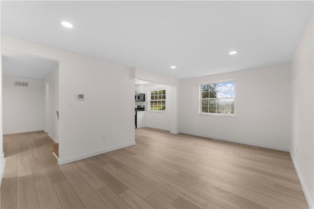 1010 1st St, Penn Twp, PA 15085