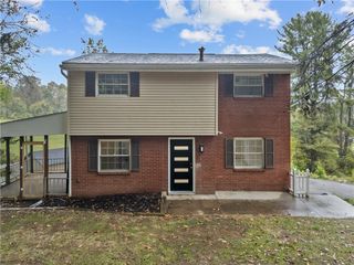 1010 1st St, Penn Twp, PA 15085