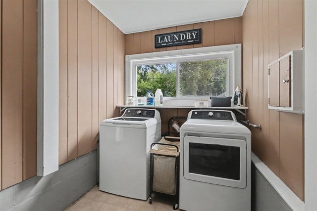163 Highland Avenue, Holland, MI 49423