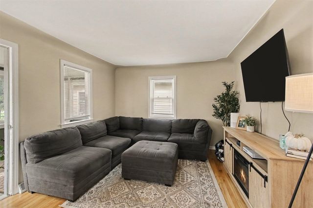 163 Highland Avenue, Holland, MI 49423