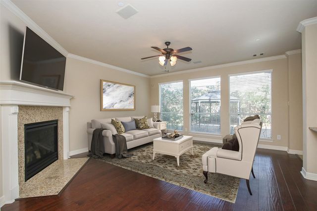 11722 Spriggs Way, Houston, TX 77024