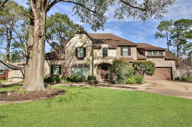 11722 Spriggs Way, Houston, TX 77024