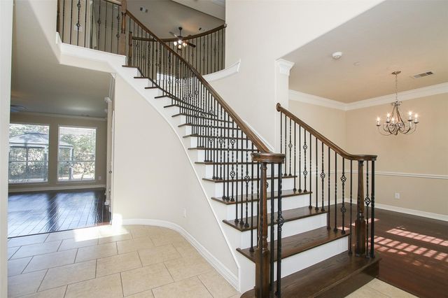 11722 Spriggs Way, Houston, TX 77024