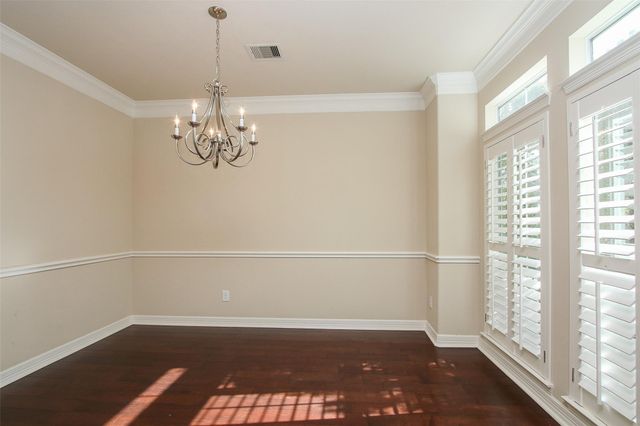 11722 Spriggs Way, Houston, TX 77024