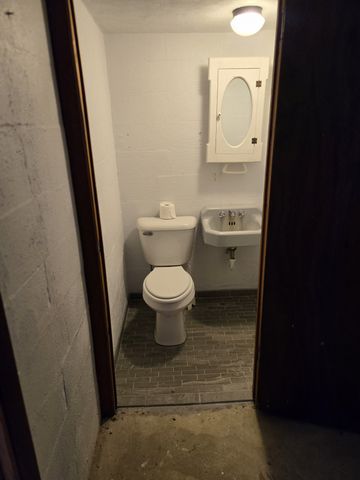 781 Highway 13, S, Waverly, TN 37185