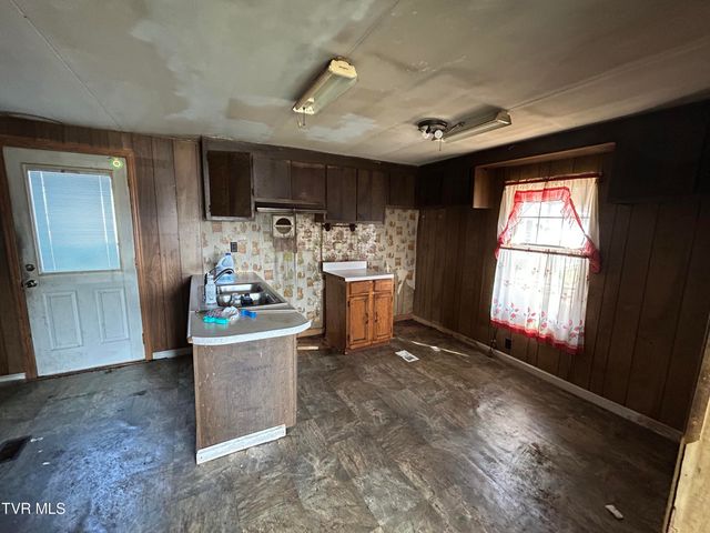 76 Orion Road, Afton, TN 37616