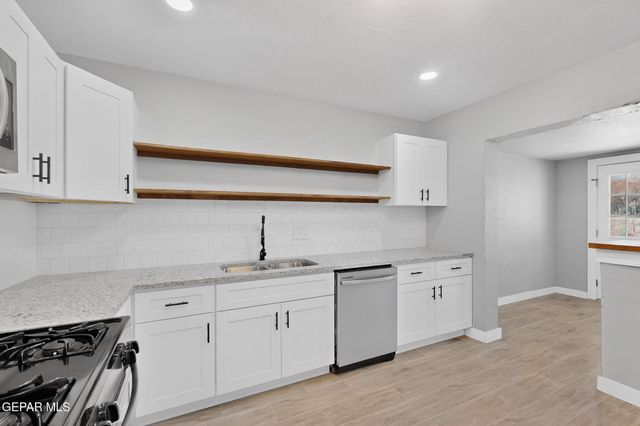 4801 CHISOS Lane, El Paso, TX 79904