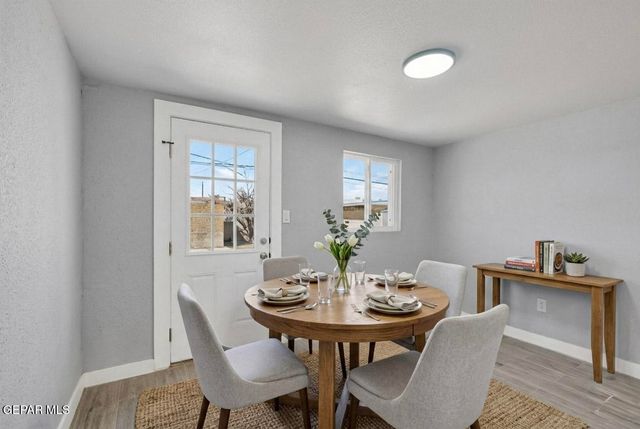 4801 CHISOS Lane, El Paso, TX 79904