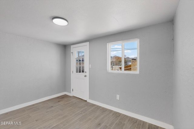 4801 CHISOS Lane, El Paso, TX 79904