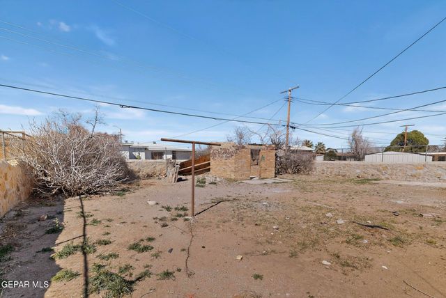 4801 CHISOS Lane, El Paso, TX 79904