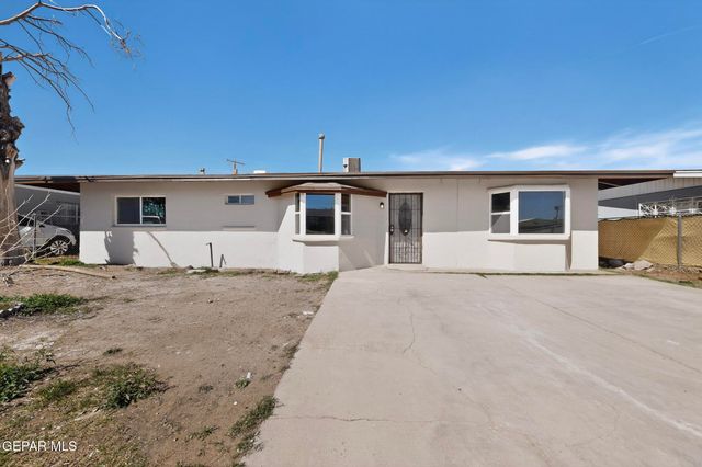 4801 CHISOS Lane, El Paso, TX 79904