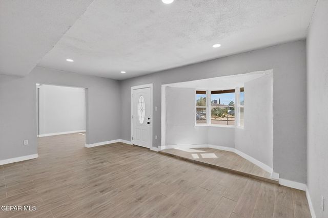 4801 CHISOS Lane, El Paso, TX 79904