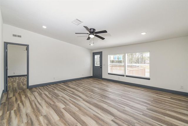 295 County Road 37301, Splendora, TX 77372