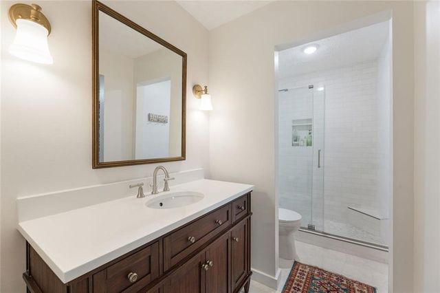 913 Tuxworth Circle, Decatur, GA 30033