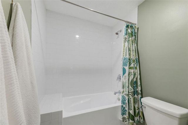 913 Tuxworth Circle, Decatur, GA 30033