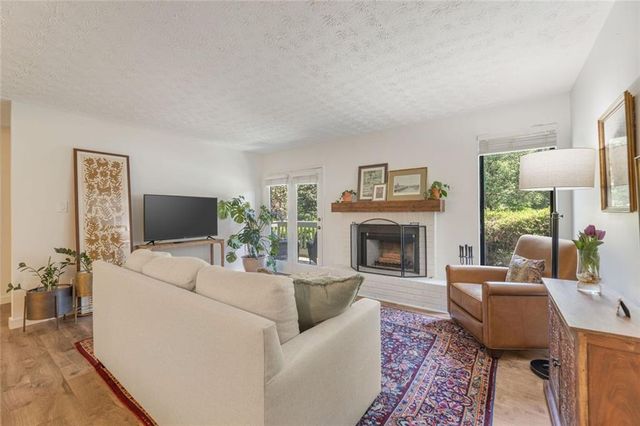 913 Tuxworth Circle, Decatur, GA 30033