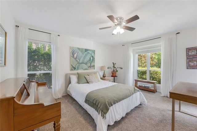 913 Tuxworth Circle, Decatur, GA 30033