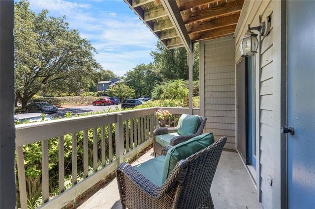 913 Tuxworth Circle, Decatur, GA 30033