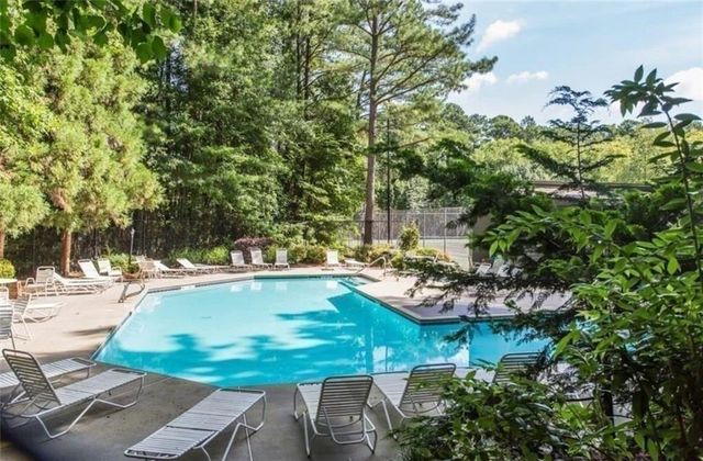 913 Tuxworth Circle, Decatur, GA 30033