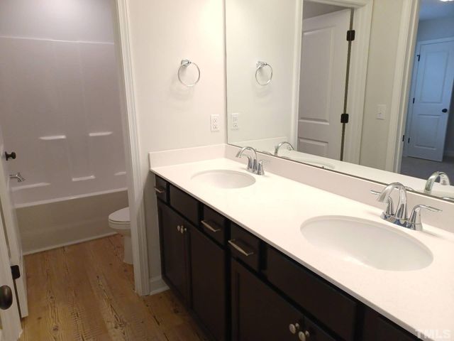 9104 Kitchin Farms Way, Wake Forest, NC 27587