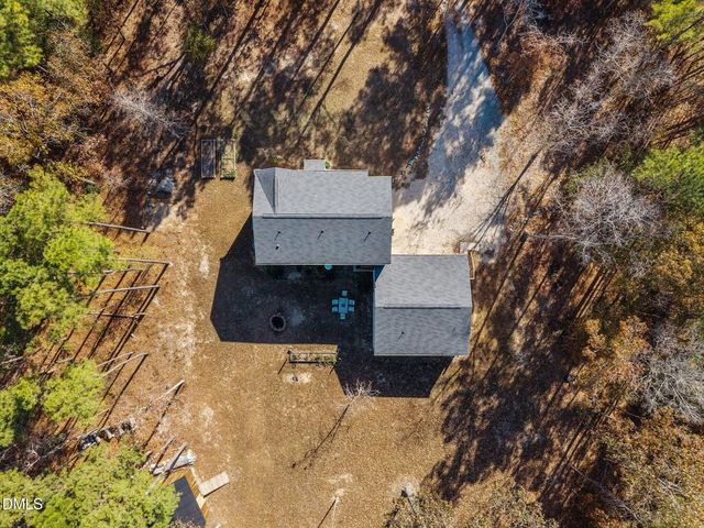 499 Jumping Run Road, Dunn, NC 28334