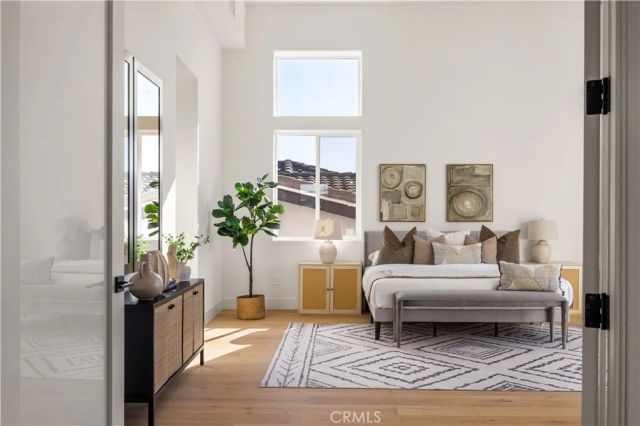 2001 Speyer Lane, Redondo Beach, CA 90278