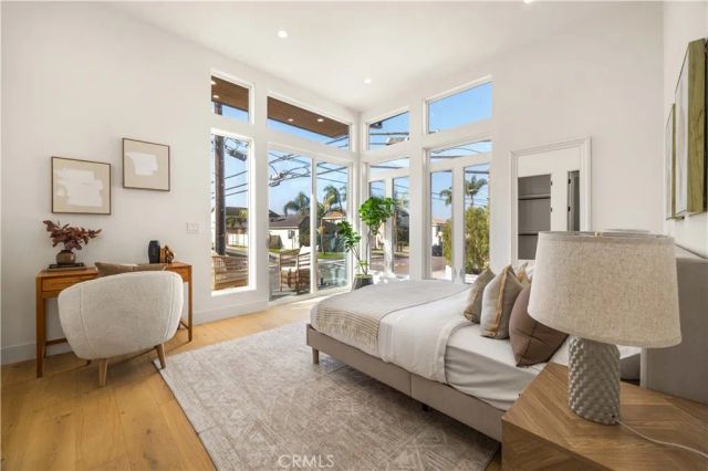 2001 Speyer Lane, Redondo Beach, CA 90278