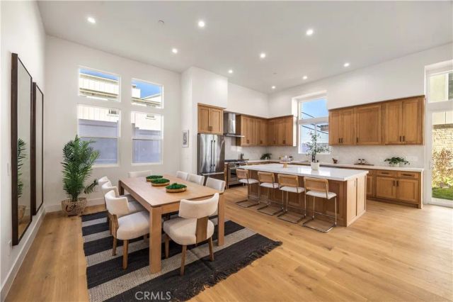 2001 Speyer Lane, Redondo Beach, CA 90278