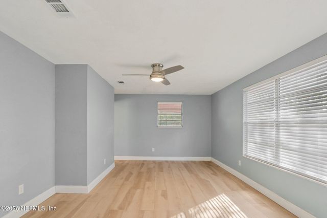 5127 SECURITY Lane, Jacksonville, FL 32209