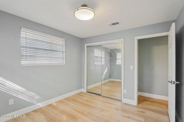 5127 SECURITY Lane, Jacksonville, FL 32209