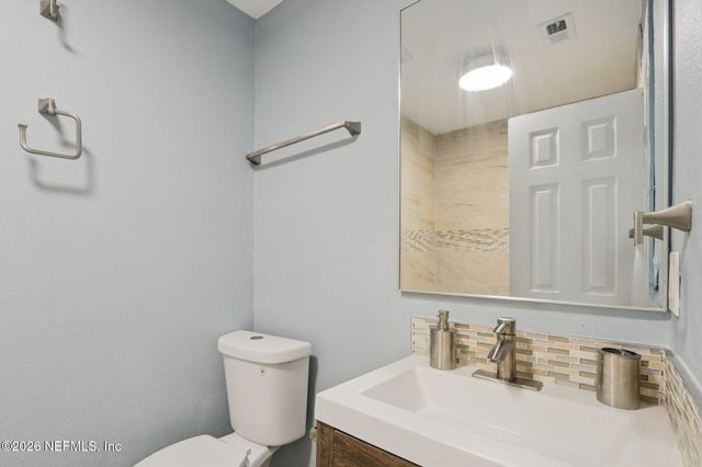 5127 SECURITY Lane, Jacksonville, FL 32209