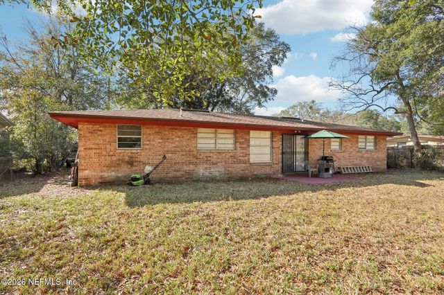 5127 SECURITY Lane, Jacksonville, FL 32209