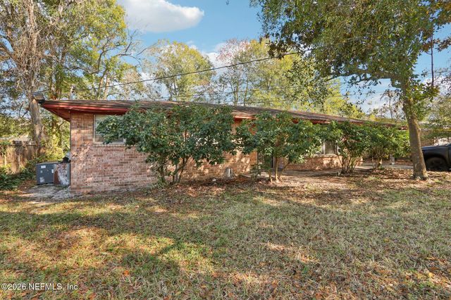 5127 SECURITY Lane, Jacksonville, FL 32209
