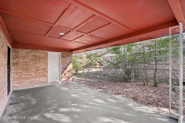 5127 SECURITY Lane, Jacksonville, FL 32209