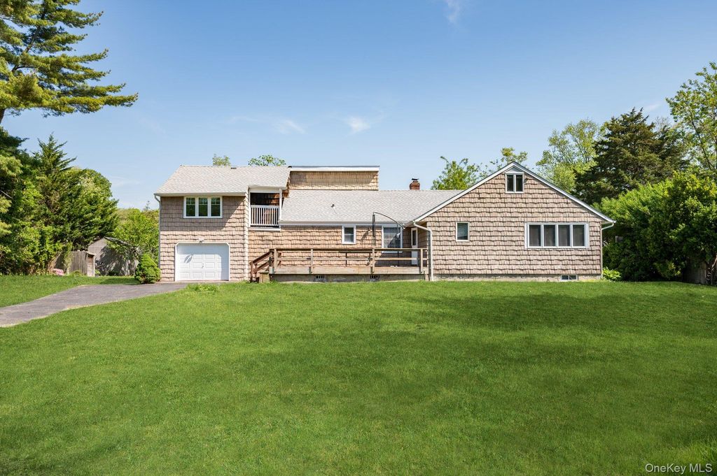 88 Tulipwood Drive, Commack, NY 11725