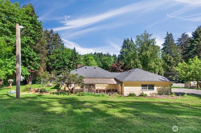 914 Coal Creek Road, Longview, WA 98632