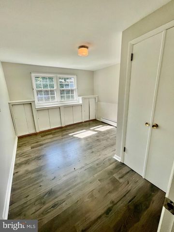 239 KENNEDY DR, Severna Park, MD 21146