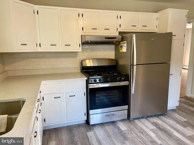 239 KENNEDY DR, Severna Park, MD 21146
