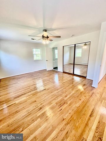 239 KENNEDY DR, Severna Park, MD 21146