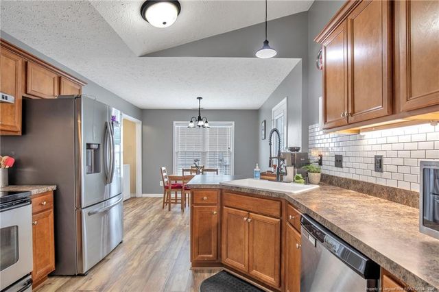 507 Fairfield Circle, Raeford, NC 28376
