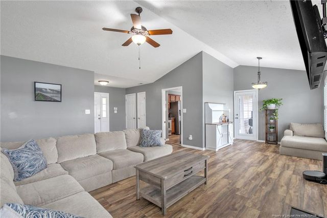 507 Fairfield Circle, Raeford, NC 28376