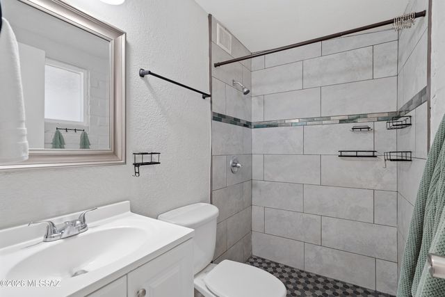 438 E Lester Street, Tucson, AZ 85705