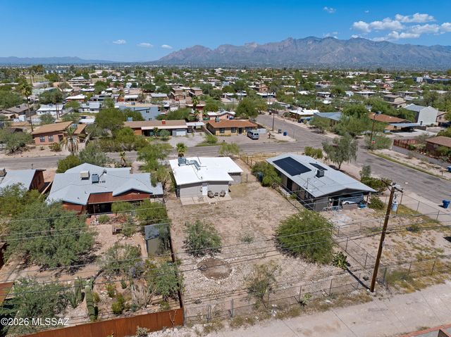 438 E Lester Street, Tucson, AZ 85705