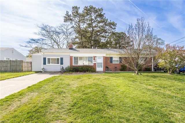 4945 Whitman LN, Virginia Beach, VA 23455