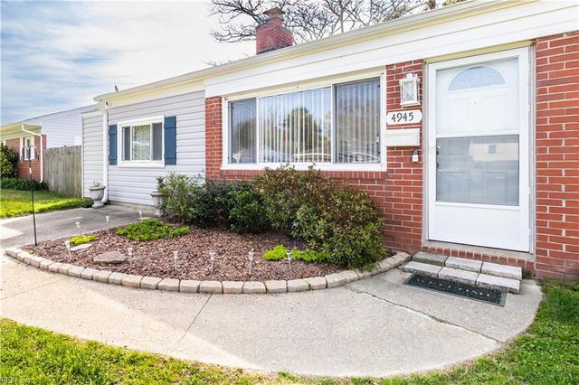 4945 Whitman LN, Virginia Beach, VA 23455