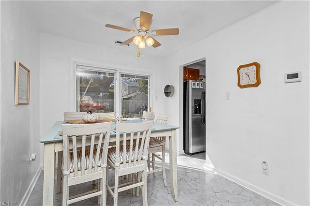 4945 Whitman LN, Virginia Beach, VA 23455