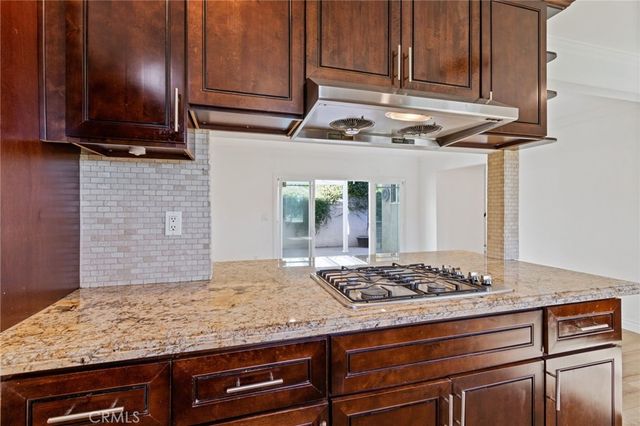 10215 Casaba, Chatsworth, CA 91311